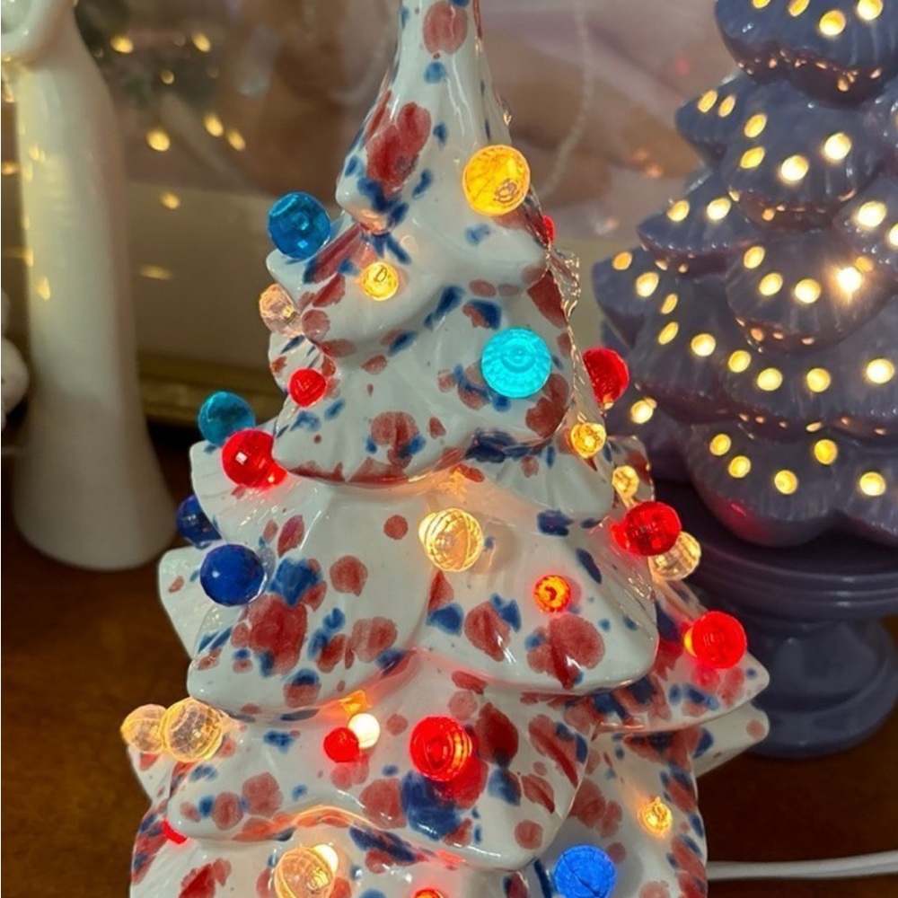 Ceramic christmas tree